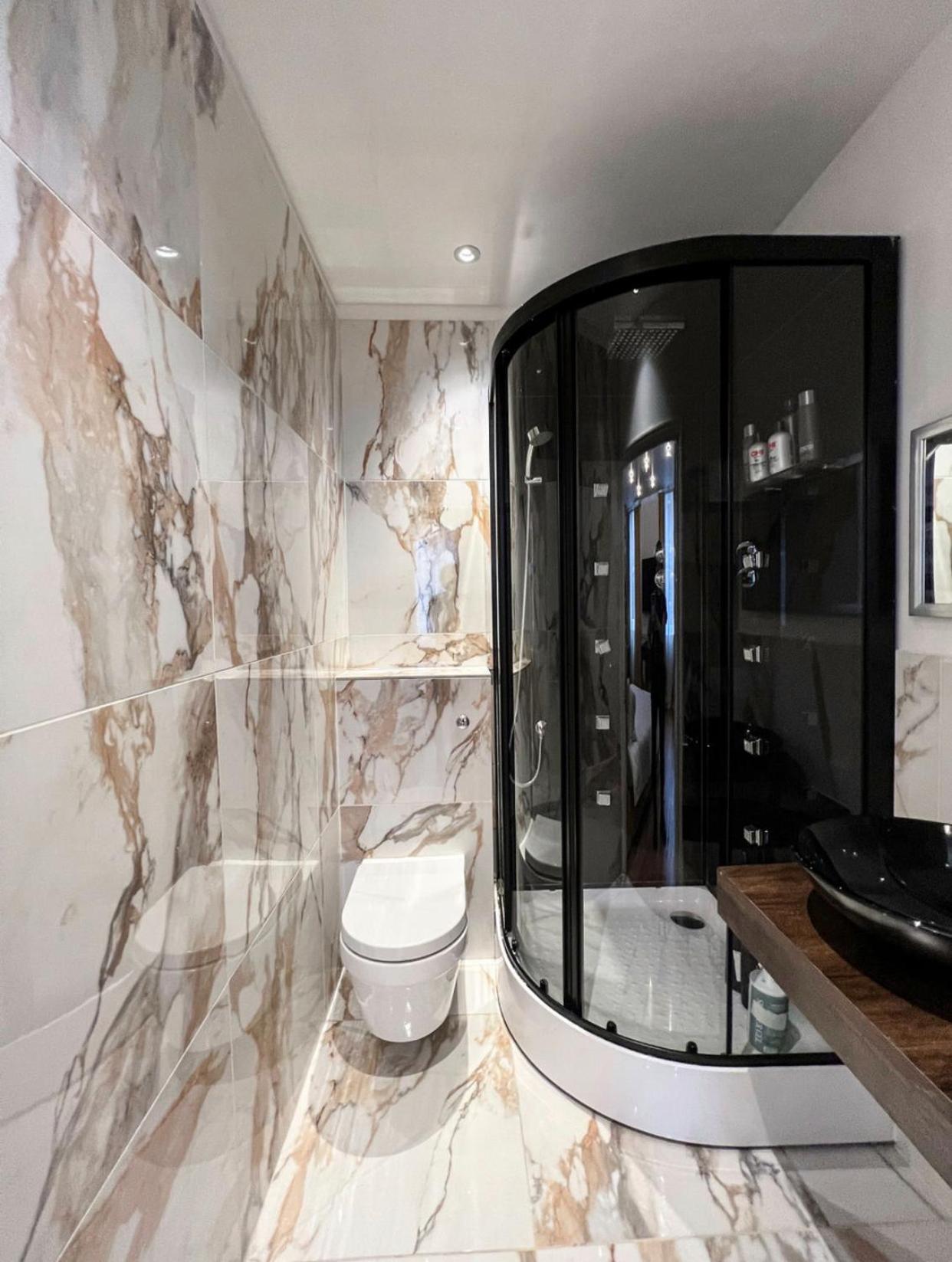 Luxurious In Marylebone, Londra