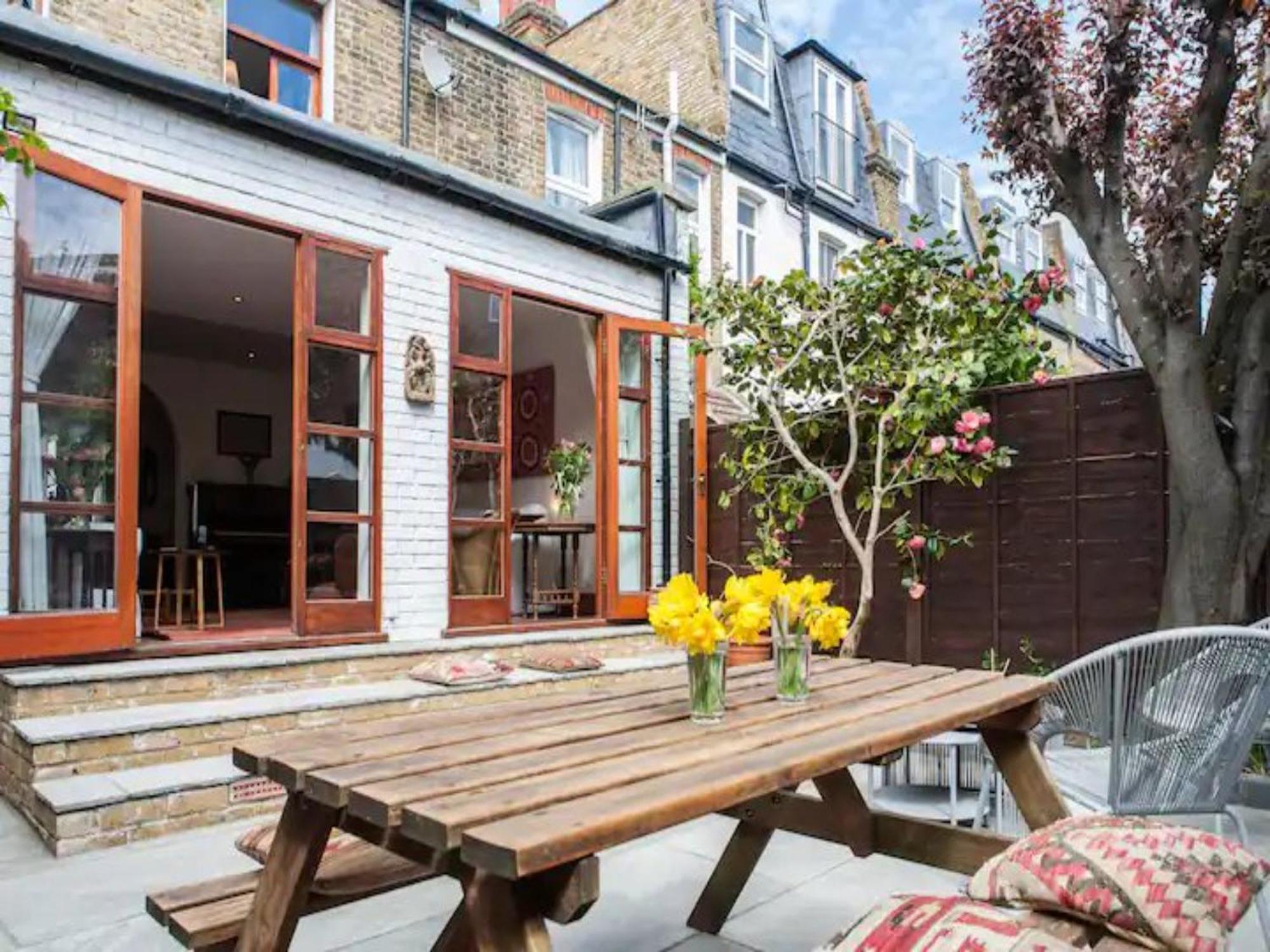 Pass The Keys - Mediterranean Garden Semesterbostad London