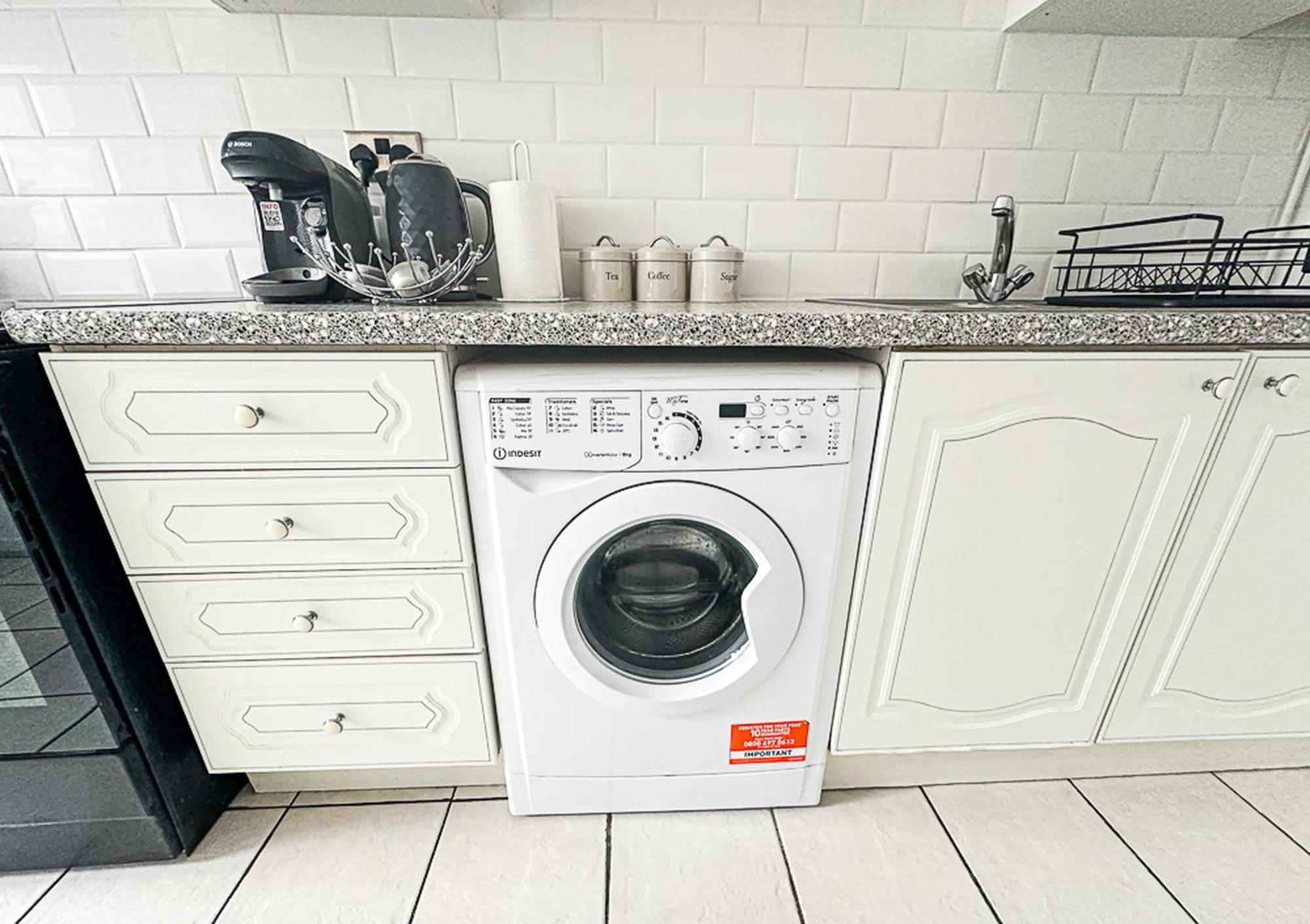 Appartement 3 Bedroom Flat Haggerston, Hackney, *