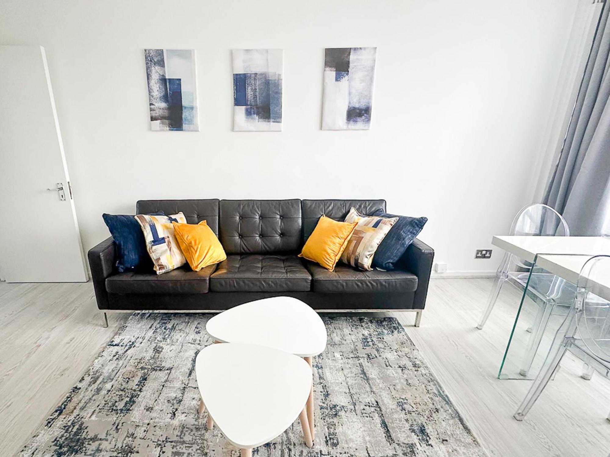 3 Bedroom Flat Haggerston, Hackney, Appartement *