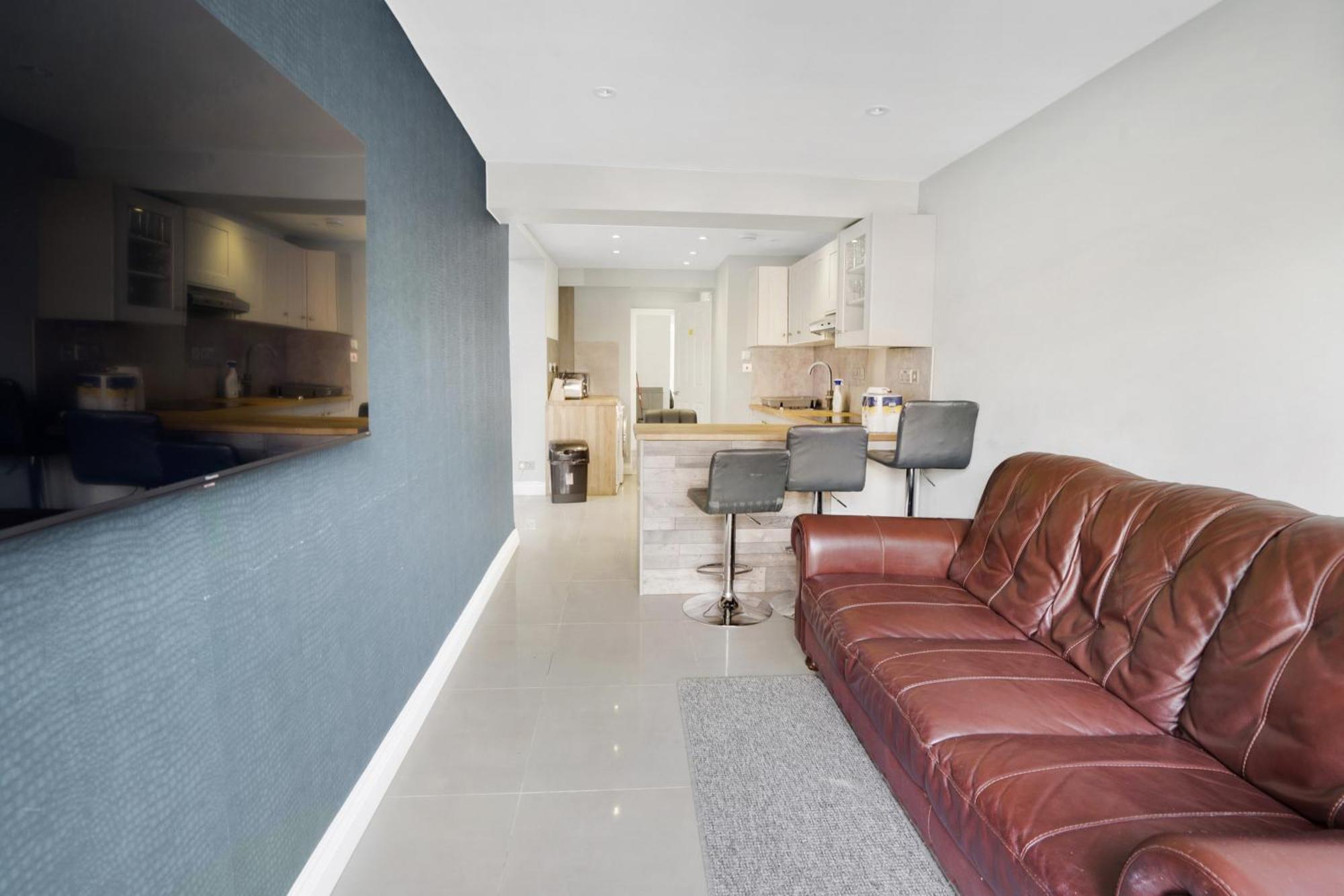 7 Bedroom House With Garden Londen