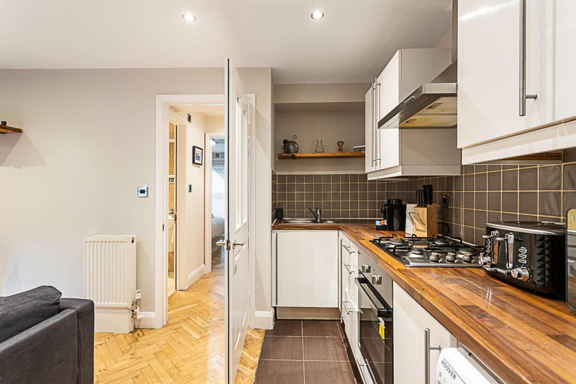 Appartamento Cosy Garden Flat In Prestigious Residential Area