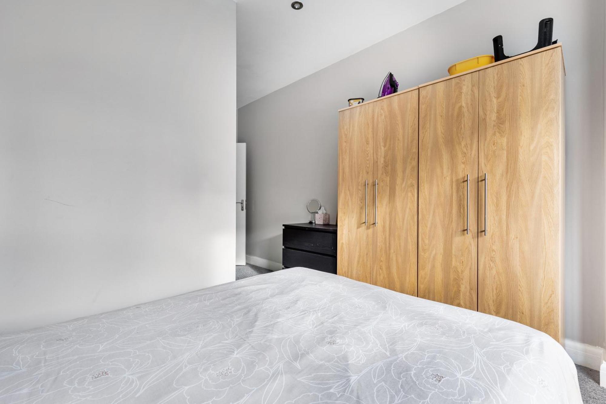 Appartamento Spacious 2 Bed 2 Bath With Free Parking For 2 Cars And Underground Station Zone 2 For Quick Access To Up To 10 Guests