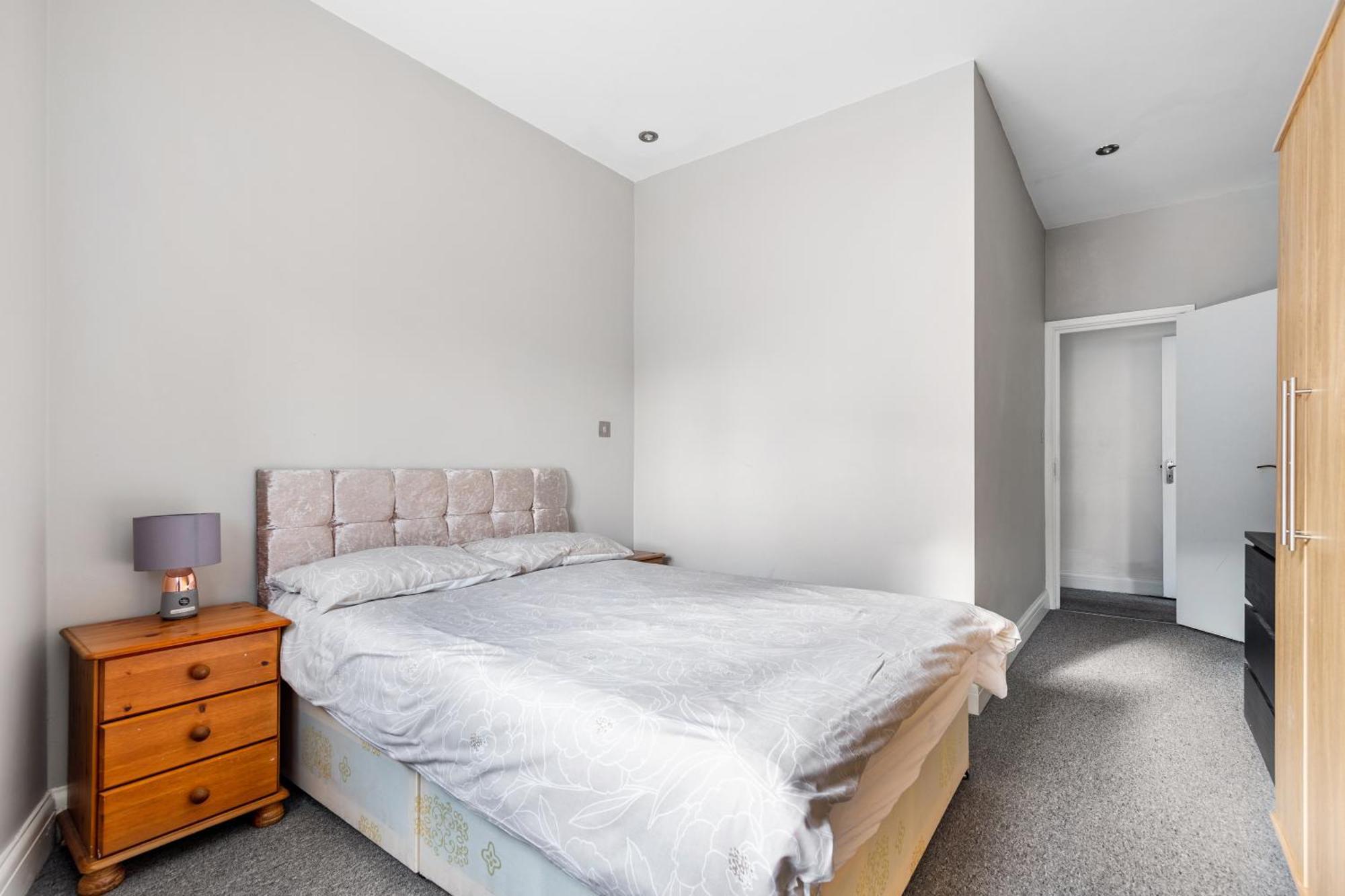 Appartamento Spacious 2 Bed 2 Bath With Free Parking For 2 Cars And Underground Station Zone 2 For Quick Access To Up To 10 Guests