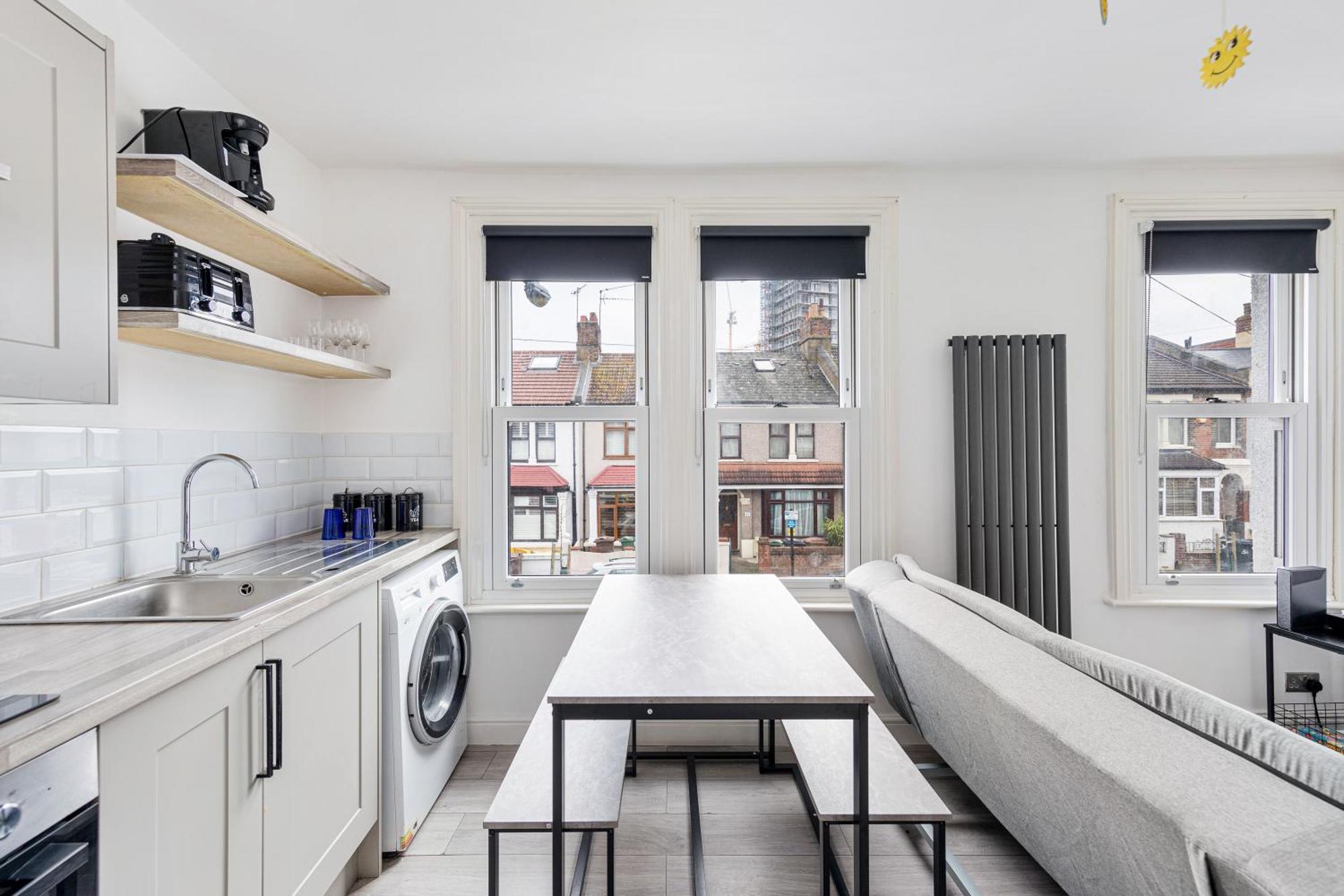 Stylish 2-bedroom Flat In Walthamstow * London