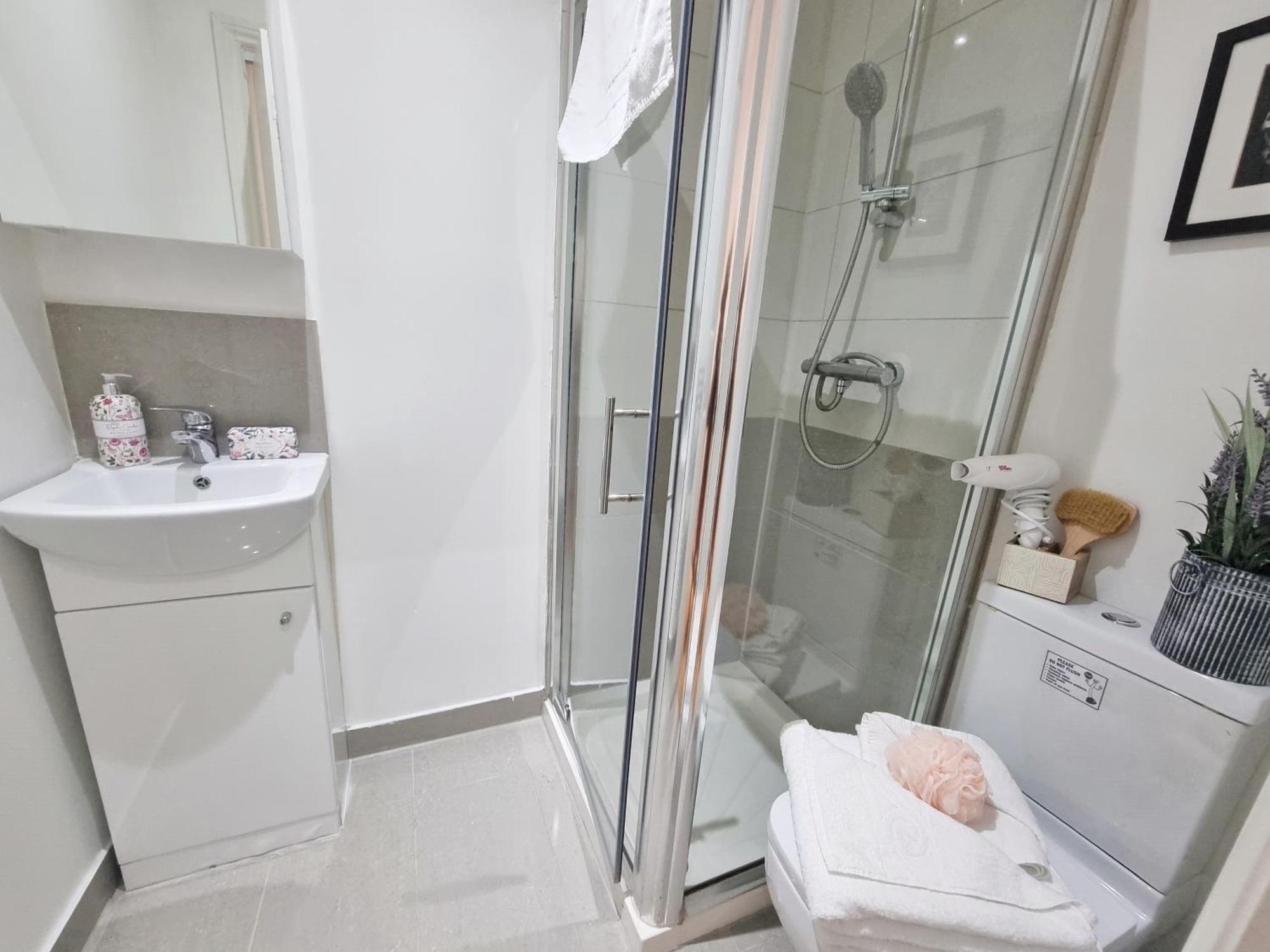4bed/3bath 8min To Bridge * Londra