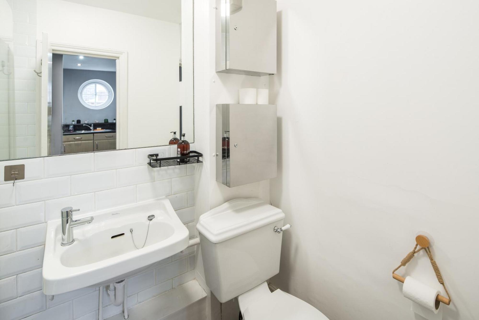 Heart Of Kensington And Chelsea,2 Bedr Apartment