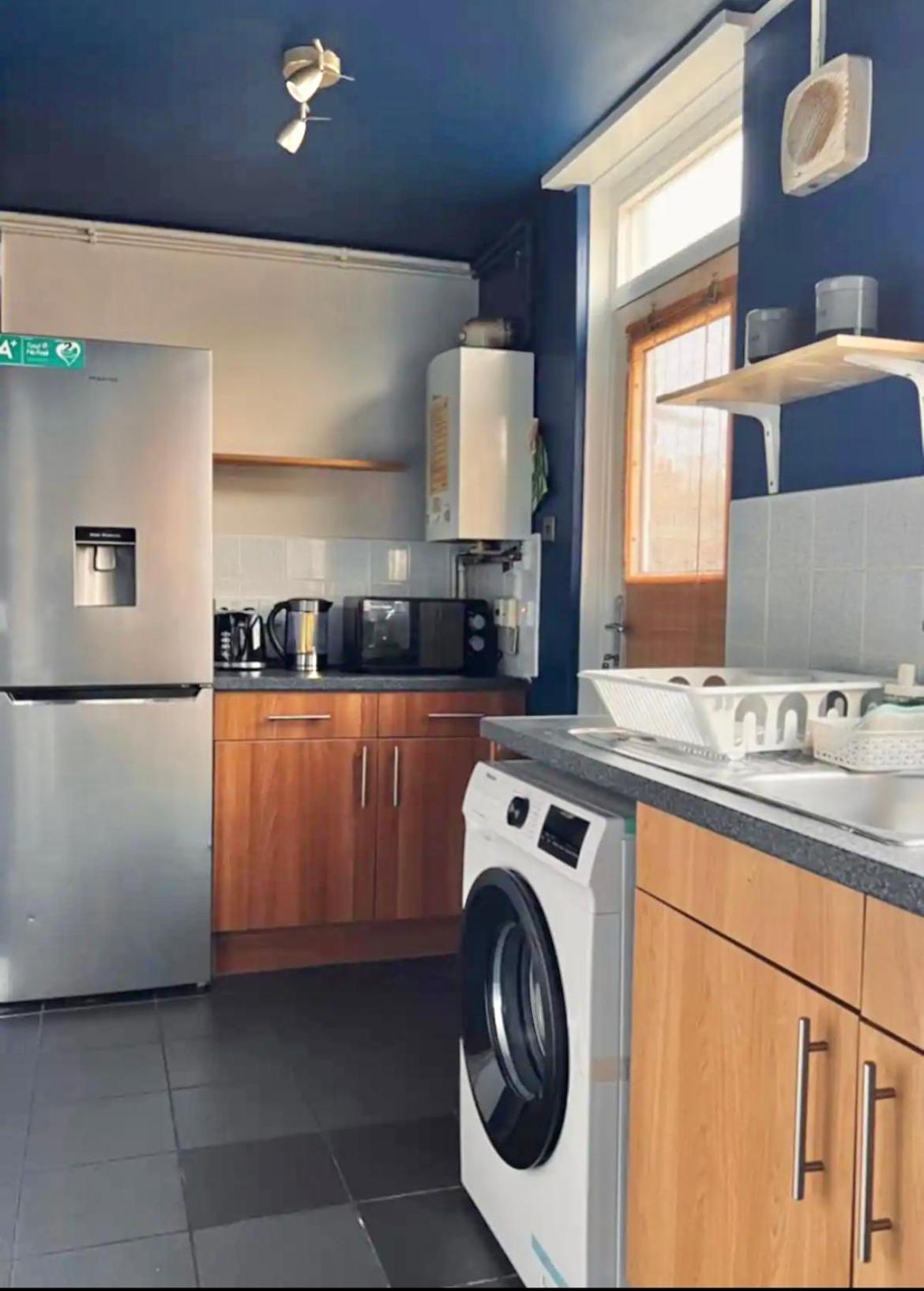 Entire 2 Bedroom House In Hackney Semesterbostad