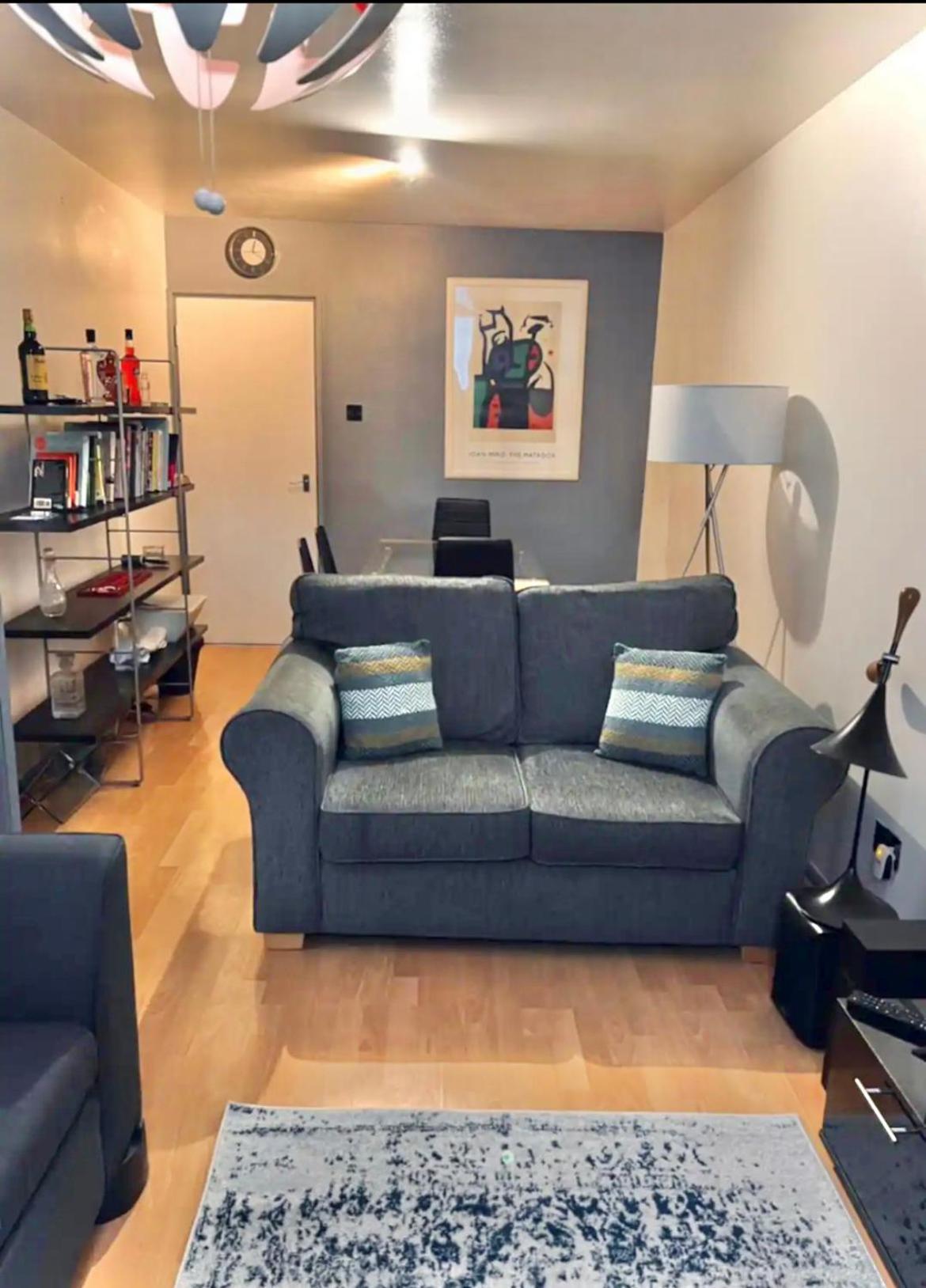 Semesterbostad Entire 2 Bedroom House In Hackney *