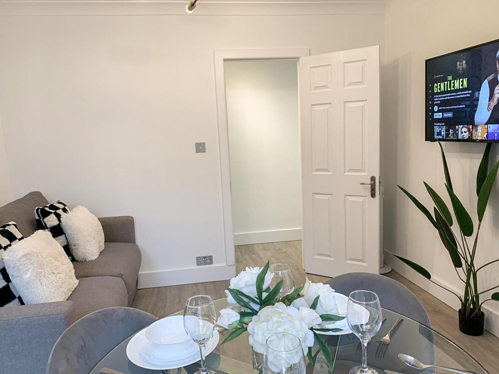 Vibrant 2-bedroom Flat With Elevator In Marylebone, Close To Hyde Park & Edgware Road Lejlighed London