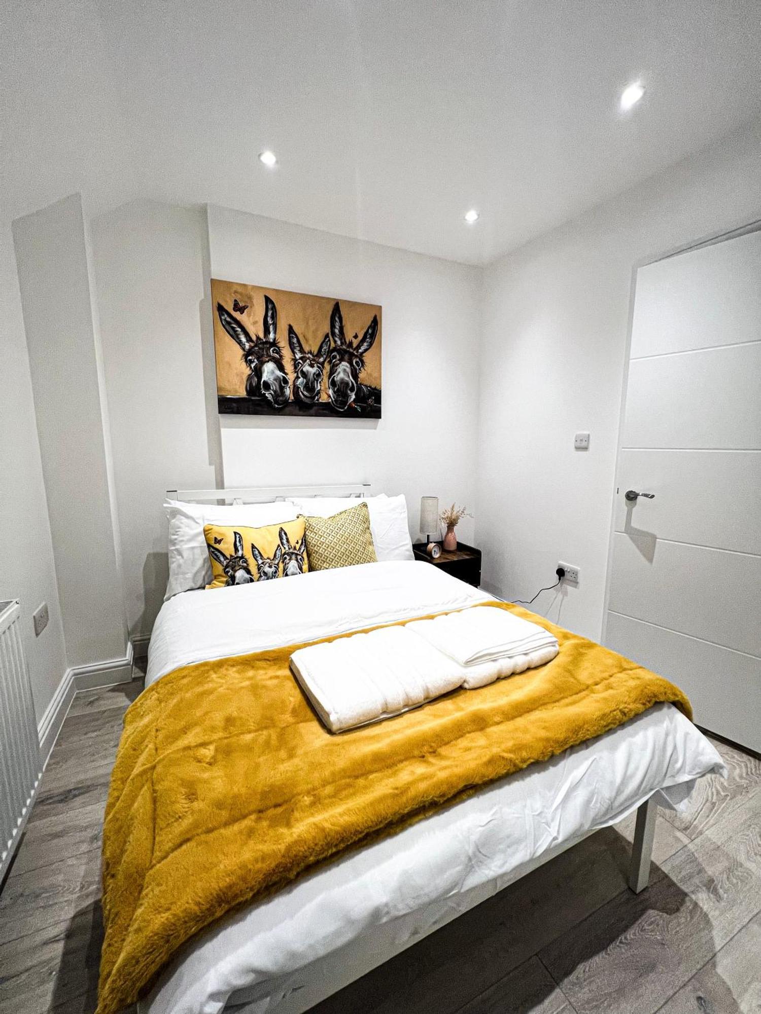 Appartement Luxury House With 2 Bedrooms Free Driveway Parking Close To Central Wembley Stadium And Shopping Malls Londen