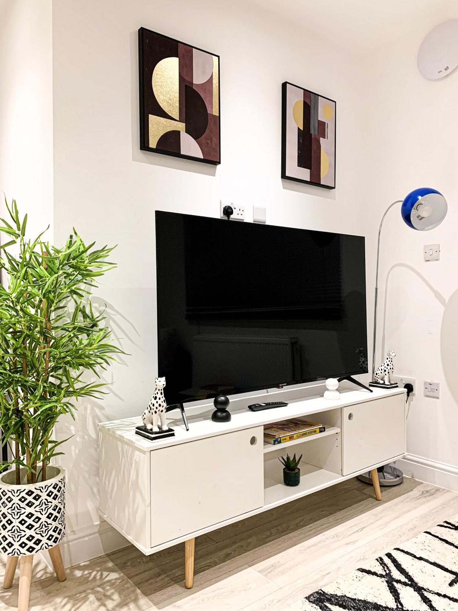 Appartement Luxury House With 2 Bedrooms Free Driveway Parking Close To Central Wembley Stadium And Shopping Malls Londen