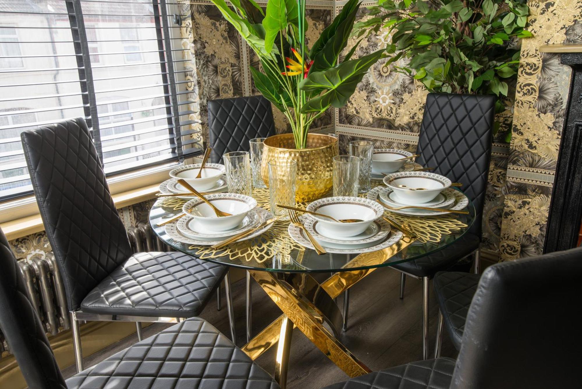 Lejlighed Lux Versace 1 Bed, Hot Tub, Pool Table, Sky Tv London