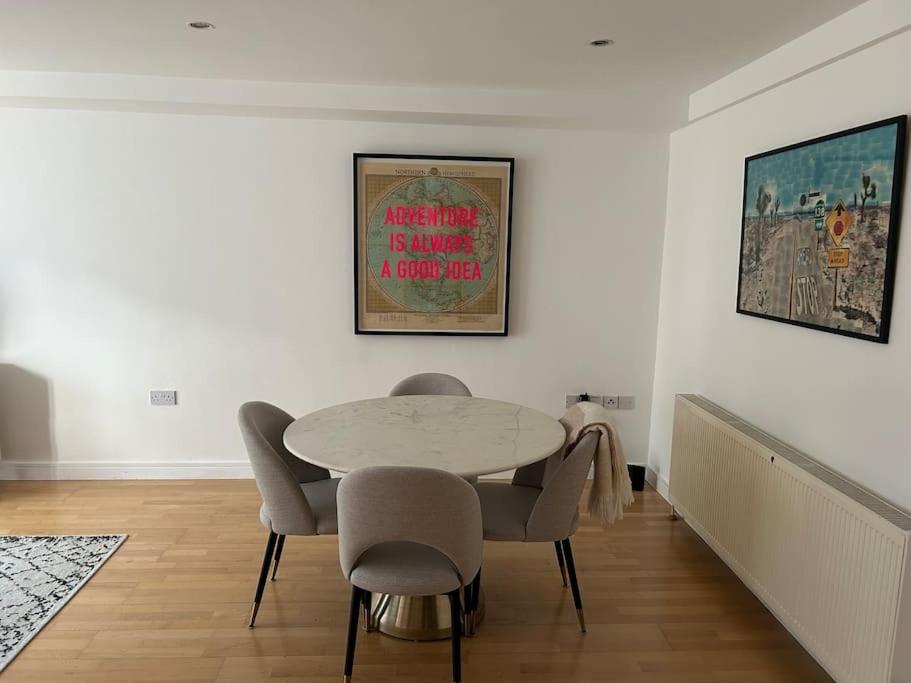 Appartement 1 Bed Flat With View Of Vibrant Hoxton Square *