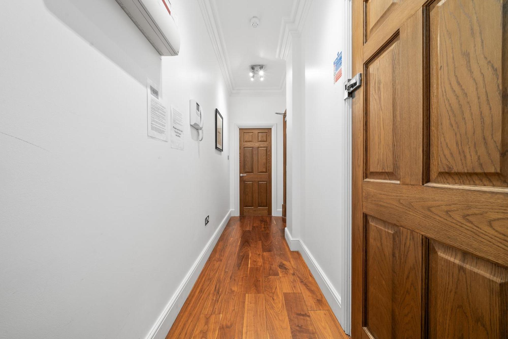 1, 48 Bishopsgate By Living Holiday home London
