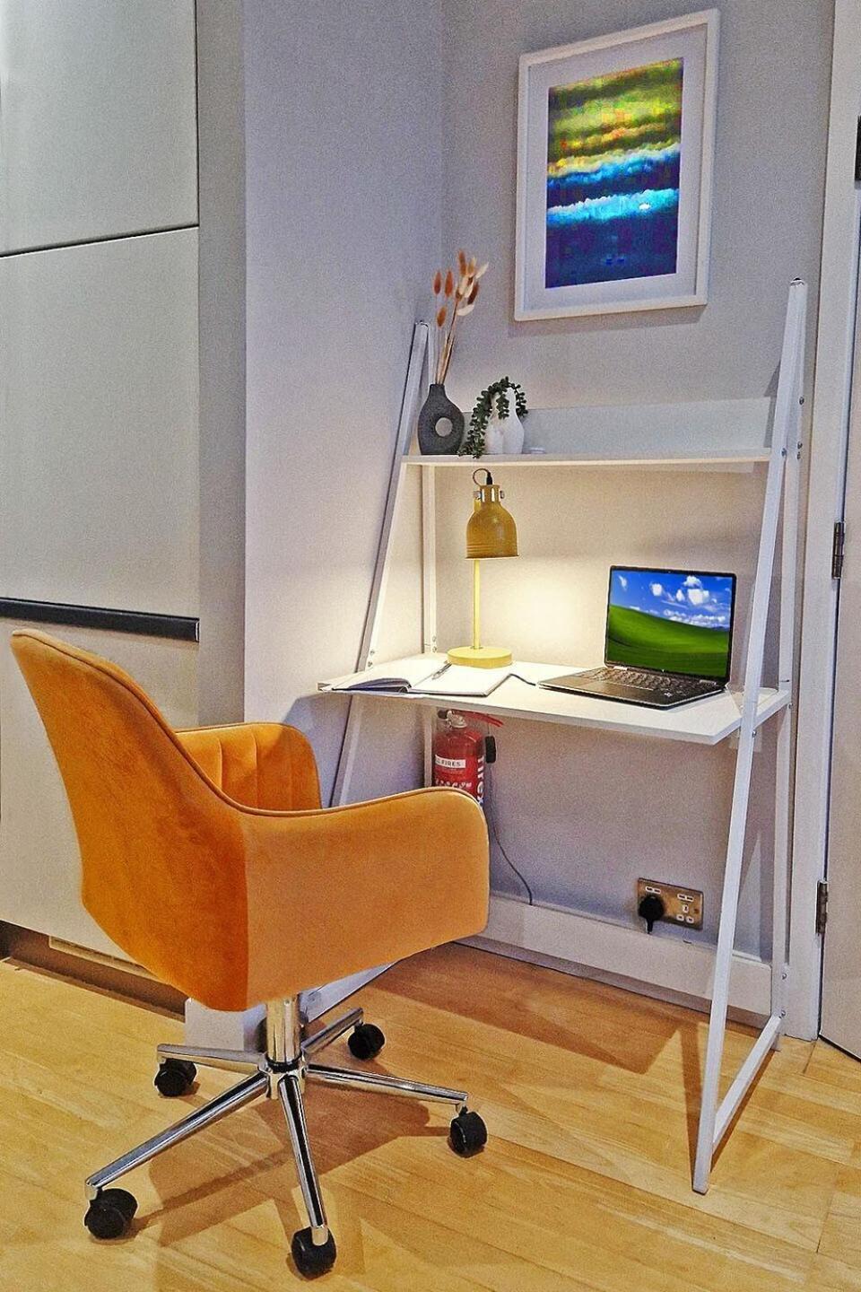 Appartamento 1-bed Apartment, Close To Kensington Olympia With Free Wi-fi & Netflix