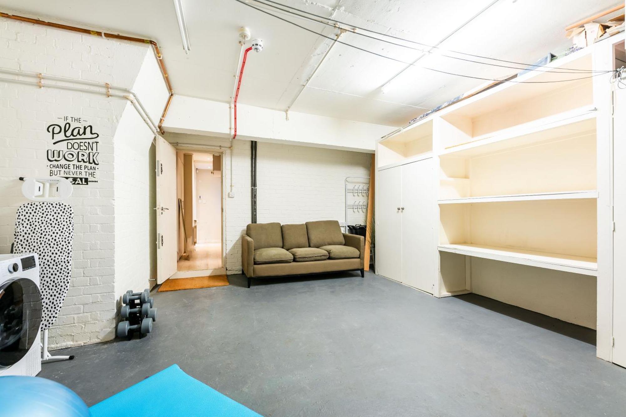 Luxury 6 Bedroom House In Southwick Street Appartamento *
