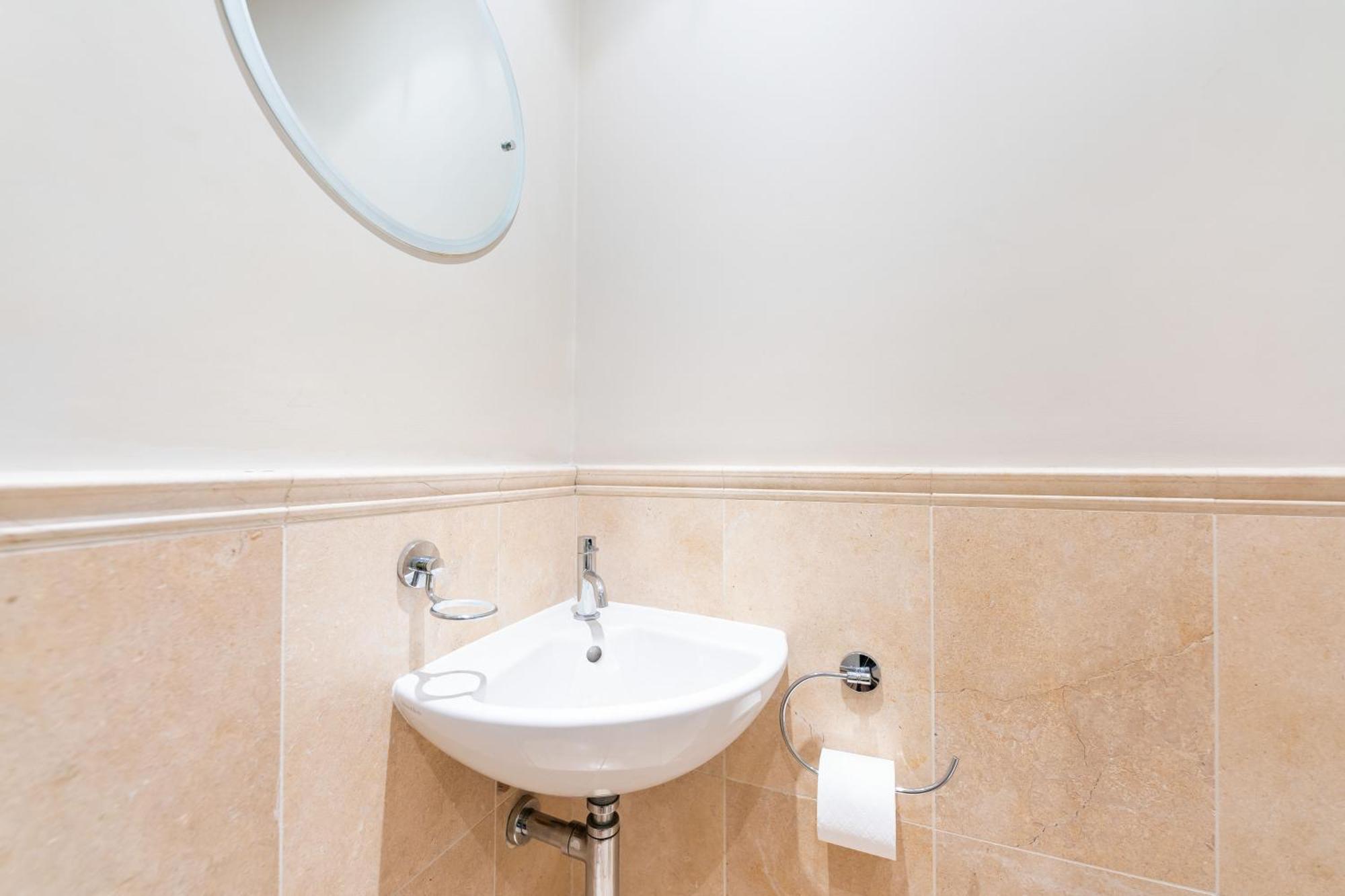 Appartamento Luxury 6 Bedroom House In Southwick Street Londra