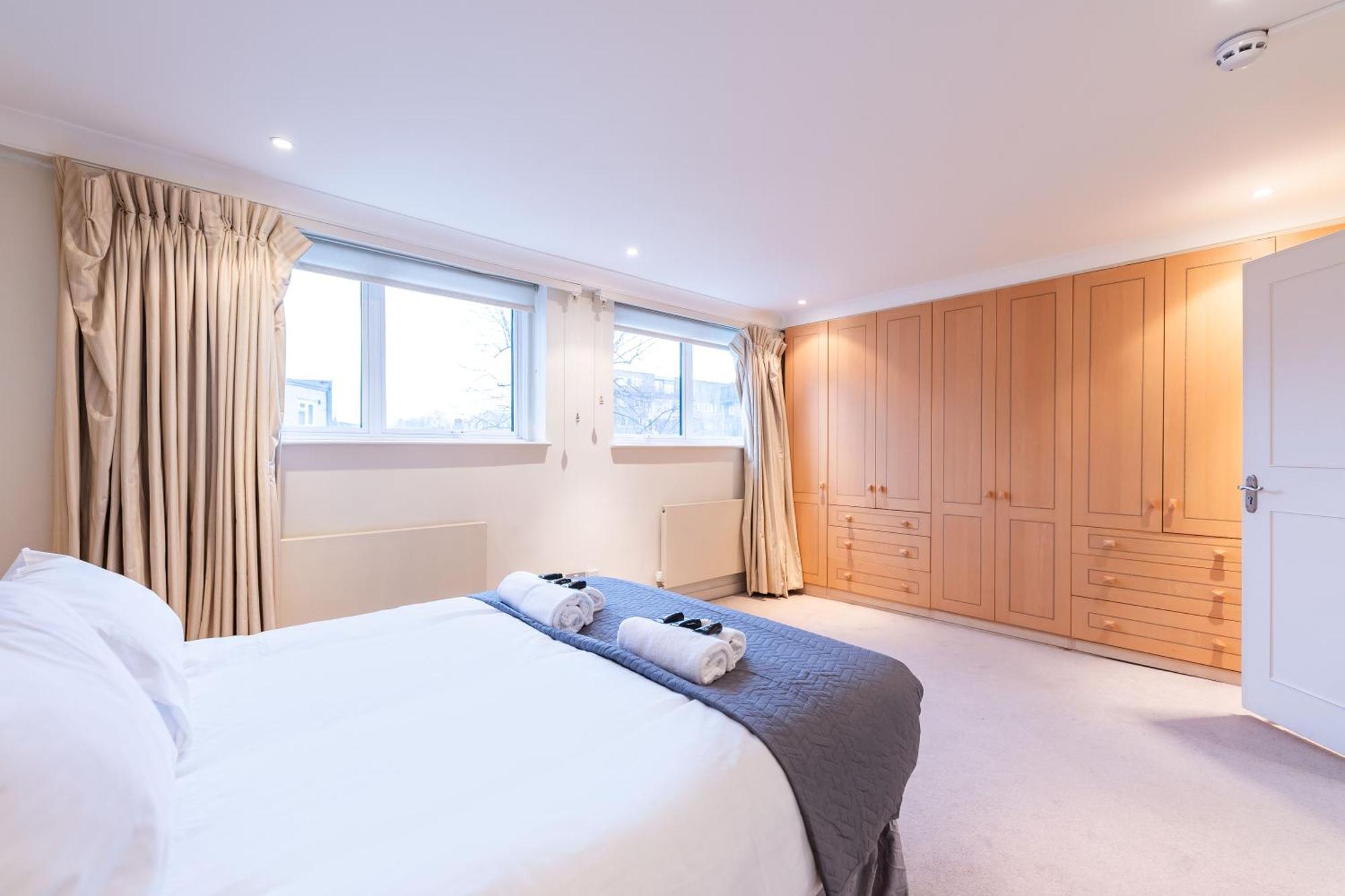 Appartamento Luxury 6 Bedroom House In Southwick Street
