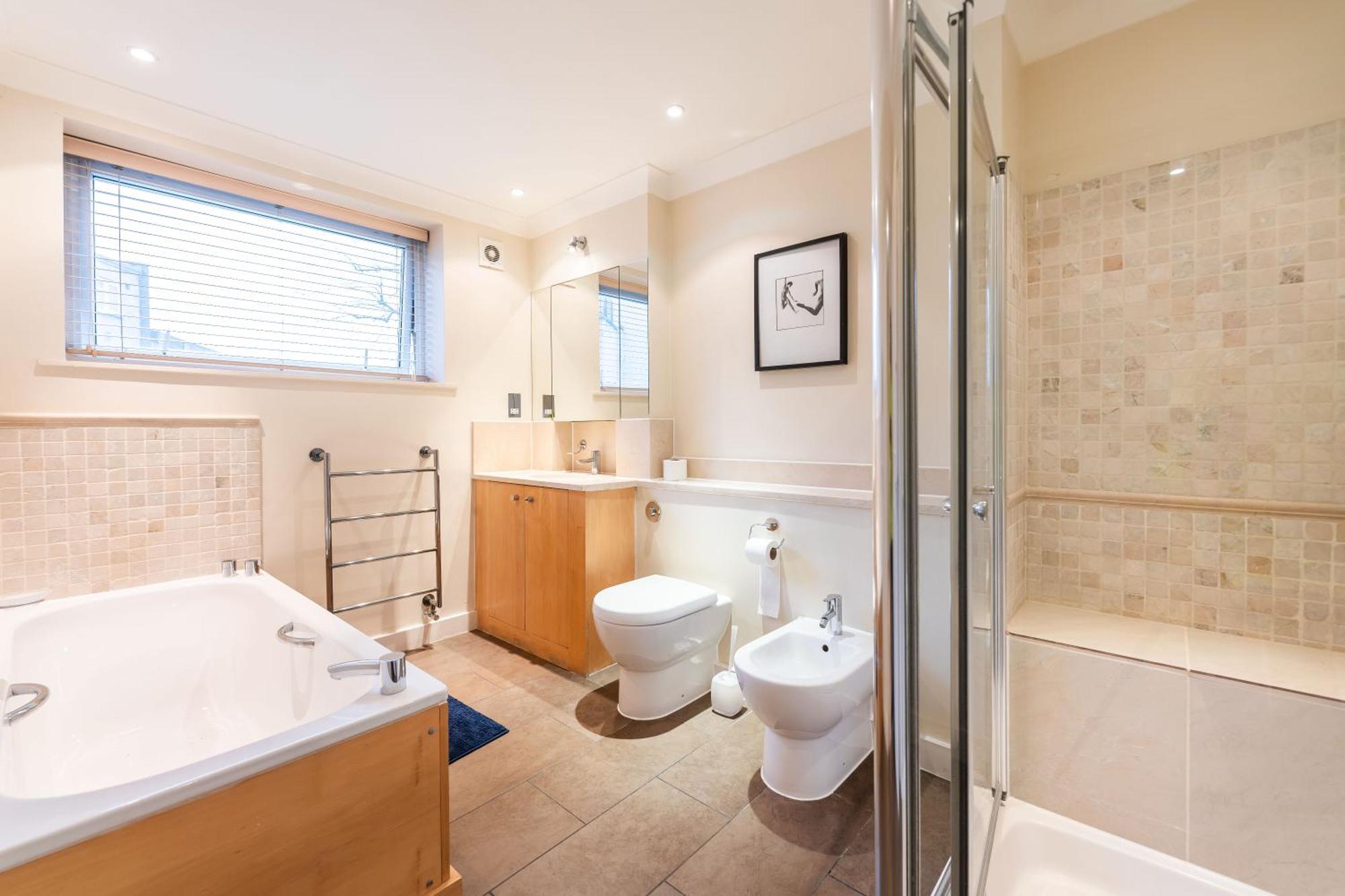 Appartamento Luxury 6 Bedroom House In Southwick Street *