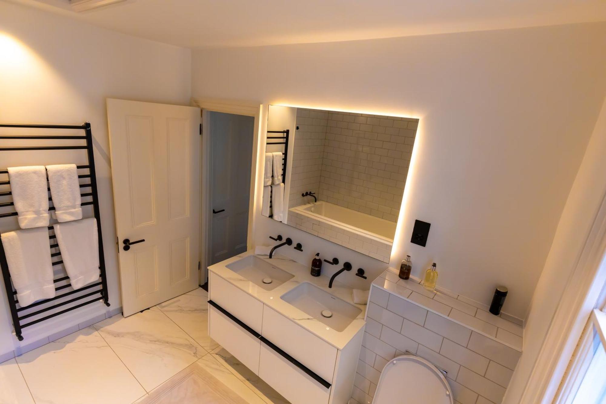 Entire Knightsbridge Mews House London