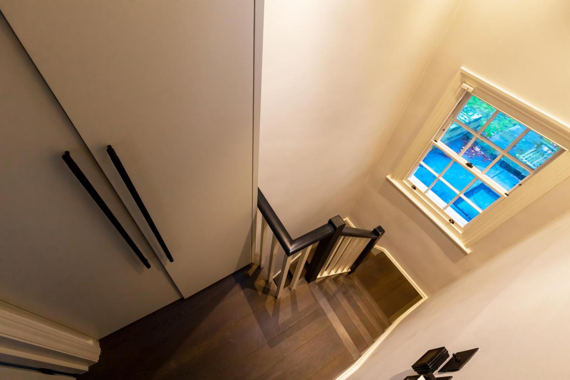 Entire Knightsbridge Mews House