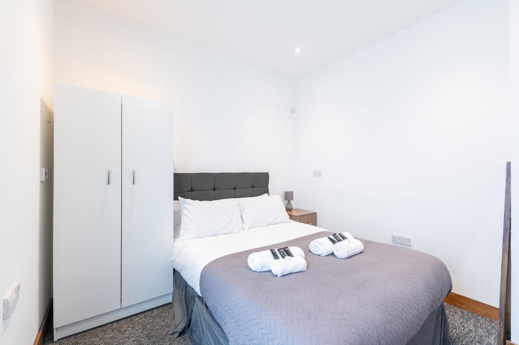 Luxury 2 Bedroom Flat In Bell Street Lejlighed London