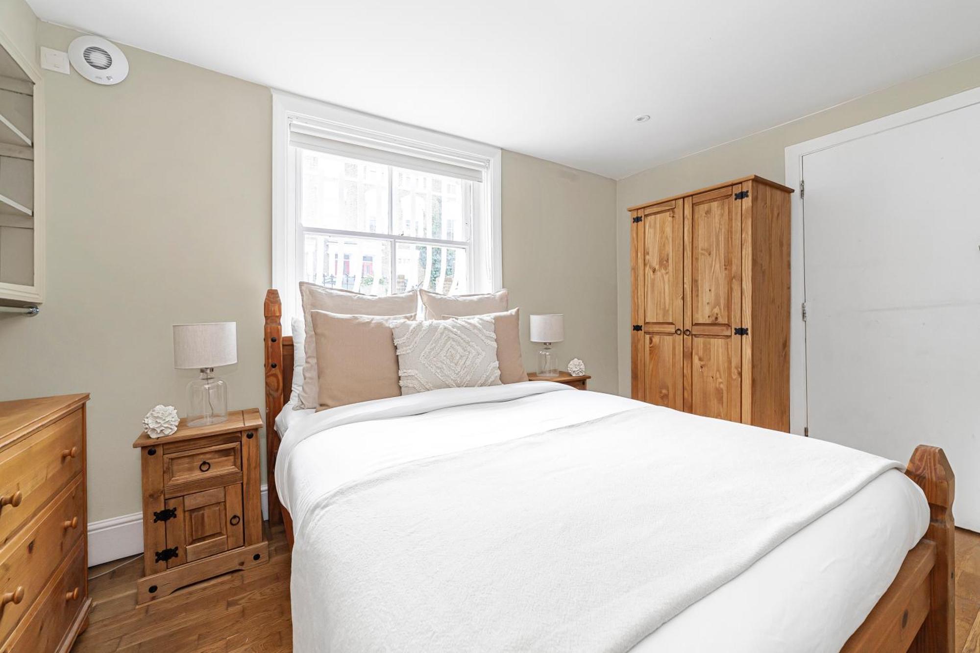 The Oval Collection Apartment