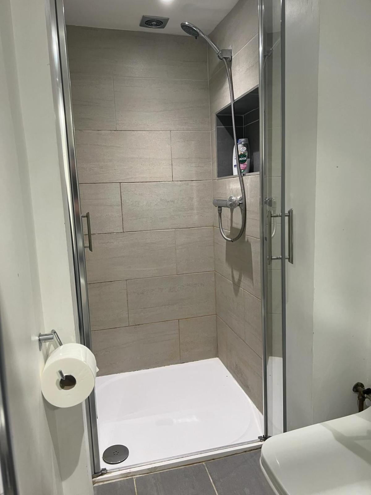 Comfy Private Bedrooms Near Euston, Privatunterkunft London