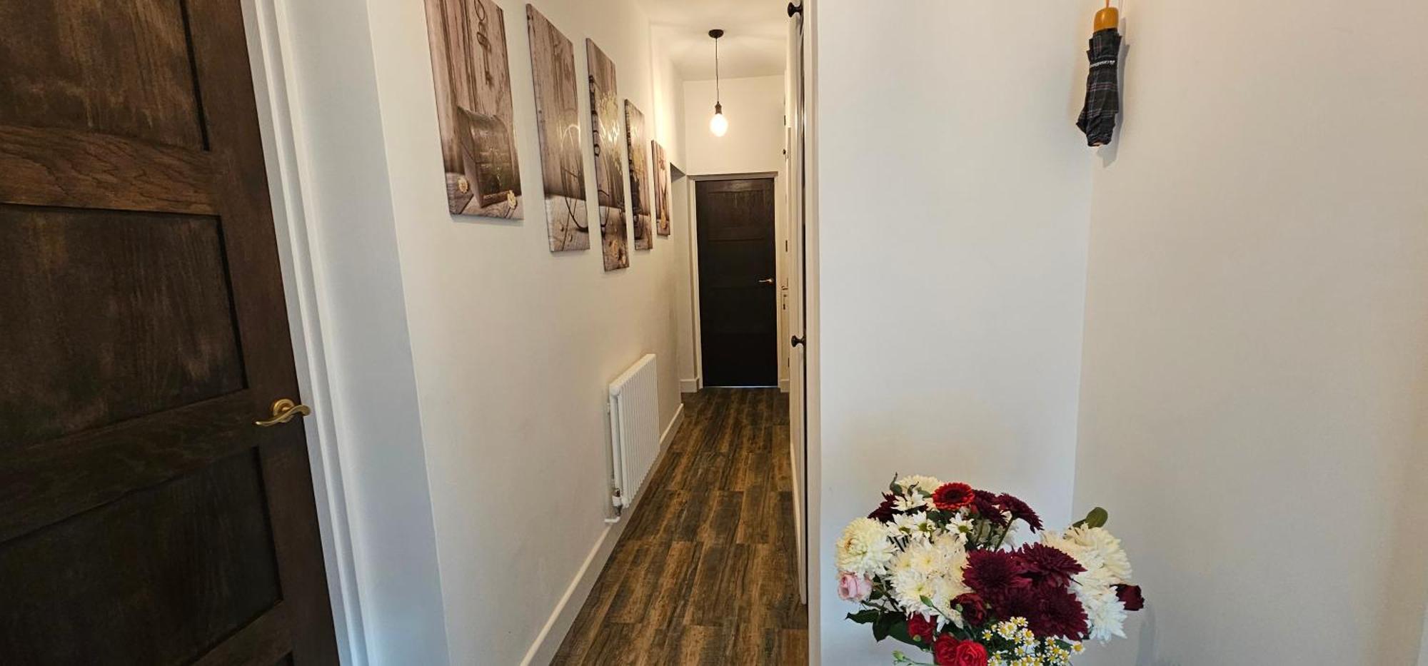 Privat overnatting Tower Bridge Spacious King Bedroom With Extra Large Windows