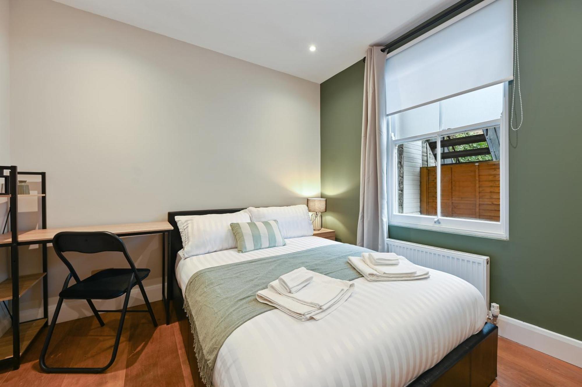Stunning 2 Bed Basement Flat In Hammersmith Appartamento Londra