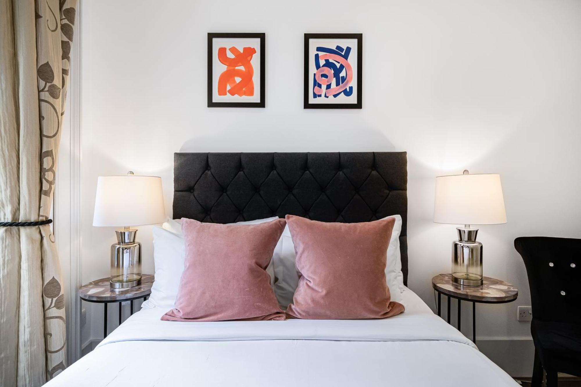 Welcome Mayfair Apartment *