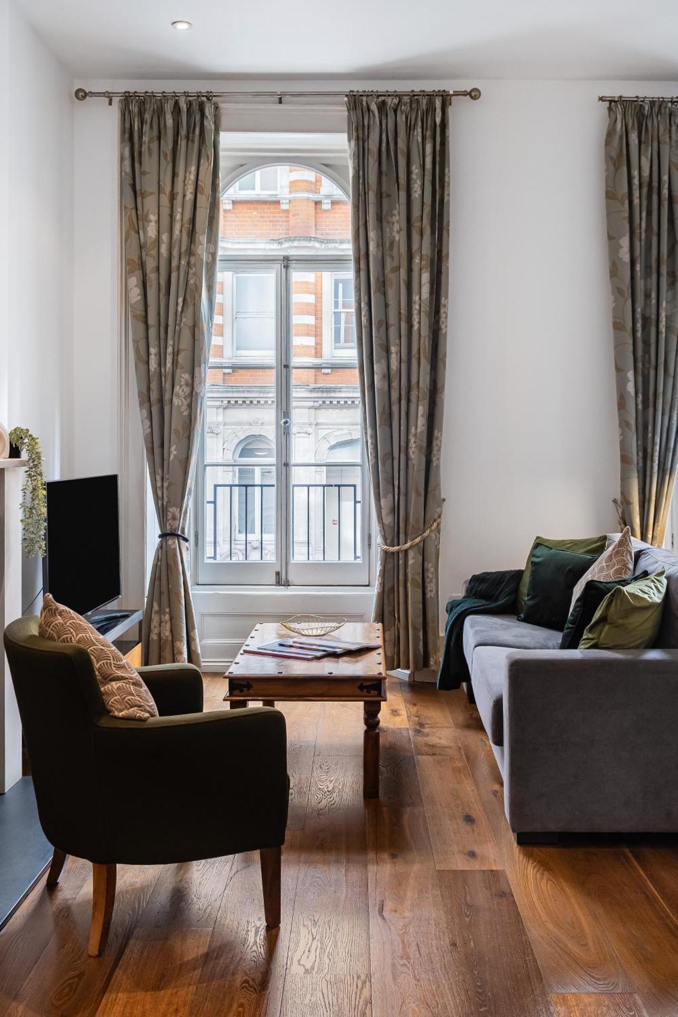 Welcome Mayfair * London