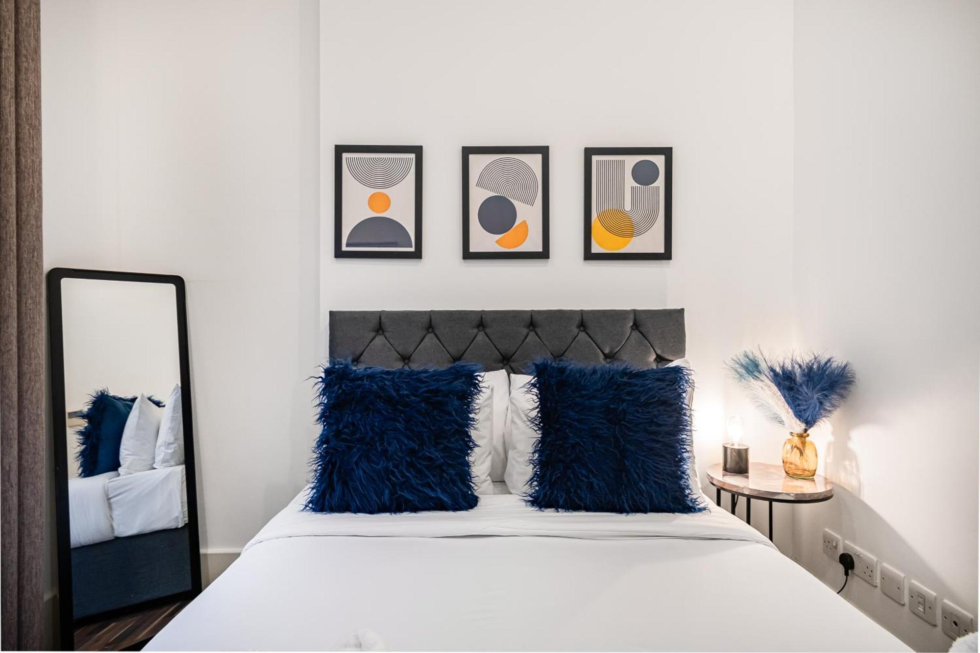 Welcome Mayfair Apartment *