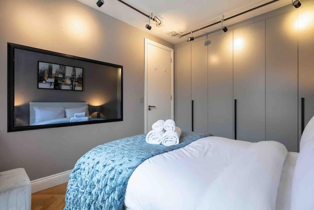 Baker St / Marylebone / Sherlock Holmes 3bed2bath Apartment London
