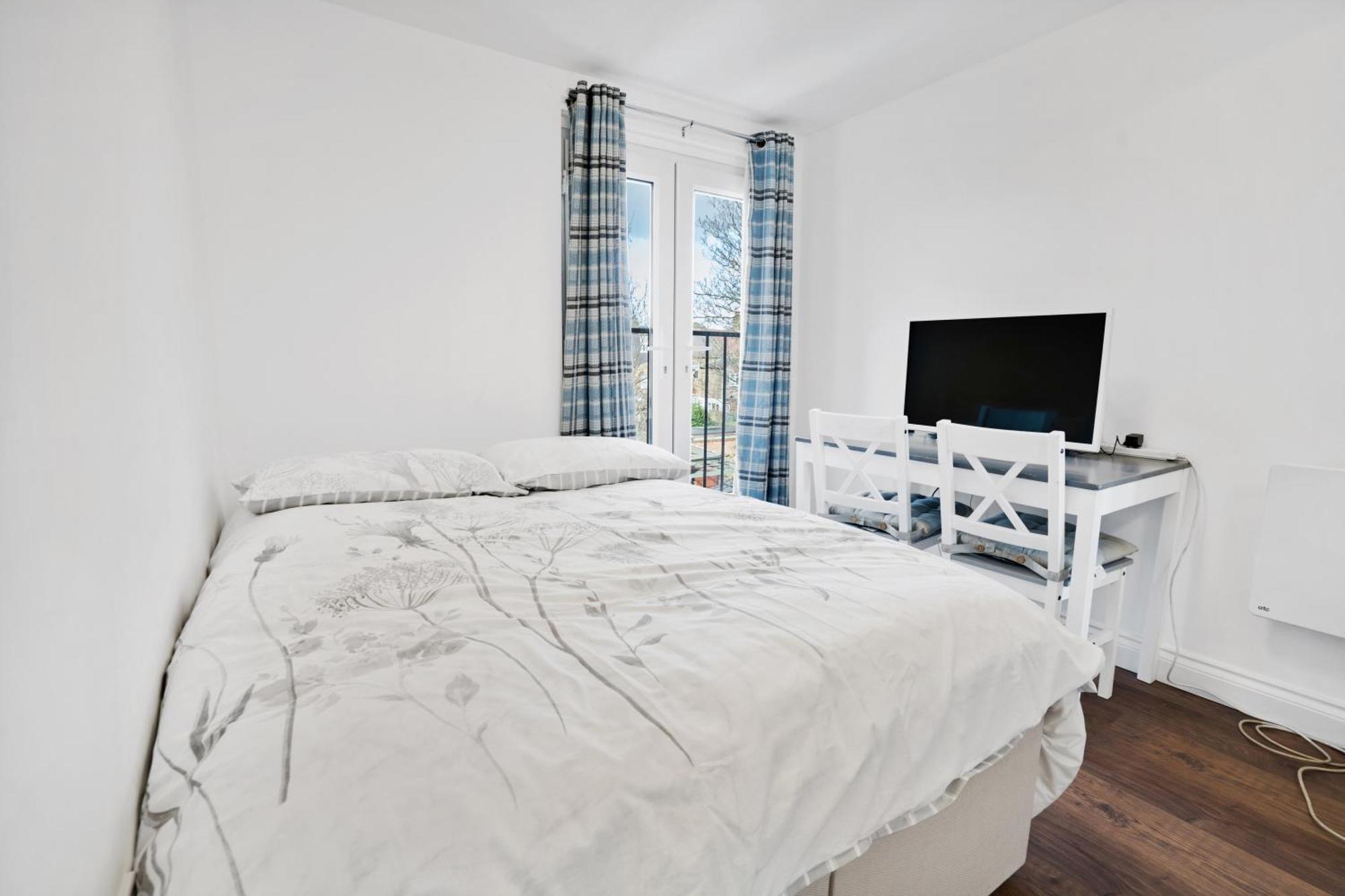 Vakantiehuis 7 Bedroom House With Garden