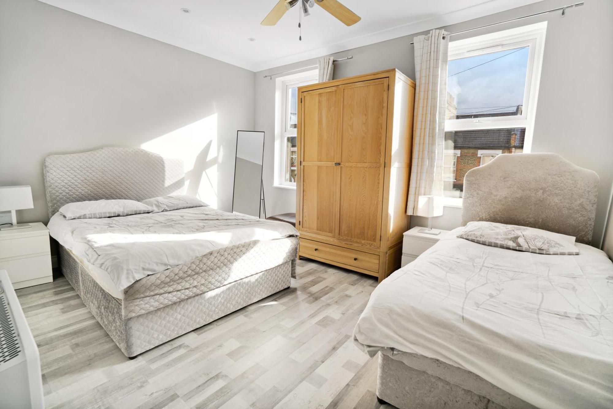 7 Bedroom House With Garden Vakantiehuis