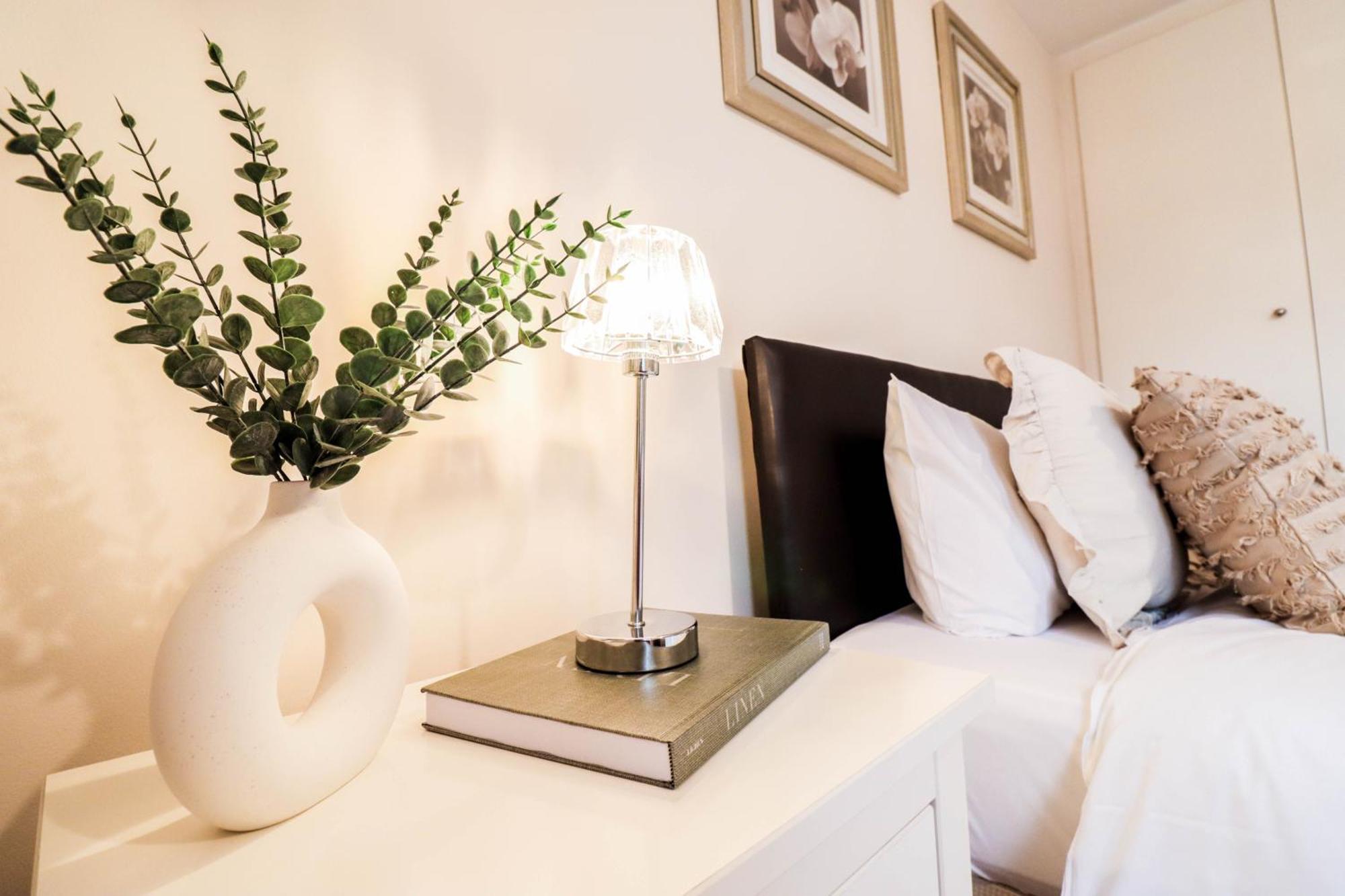 Apartment Gorgeous 2-Bedroom London Apartment London