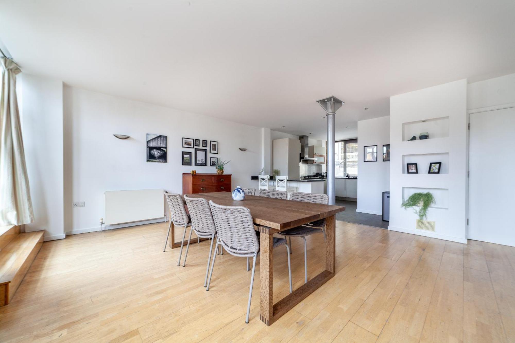 Elegance & Chic Design - 2-bedroom Haven Appartement