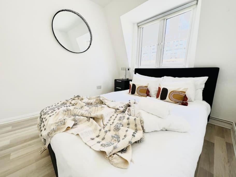 Appartamento 2 Bed Apartment- Finsbury Park Station C *