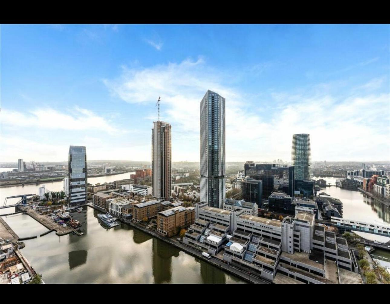 Apartment Trendy, Modern 2 Bed Apartment! London