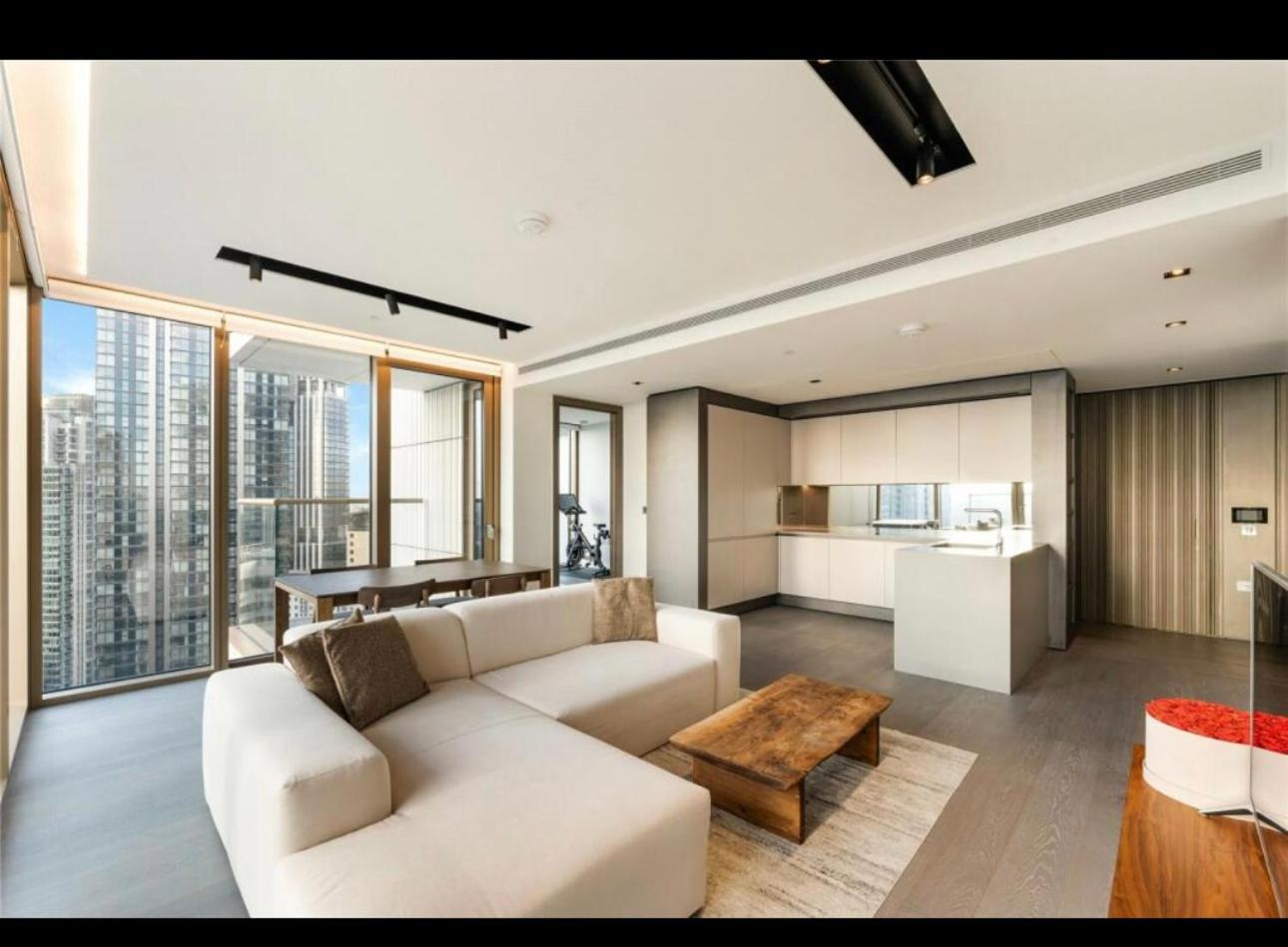 Apartment Trendy, Modern 2 Bed Apartment!