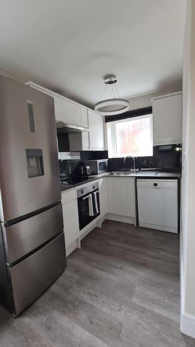 New! Brand New Beautiful Modern Appartement Londres