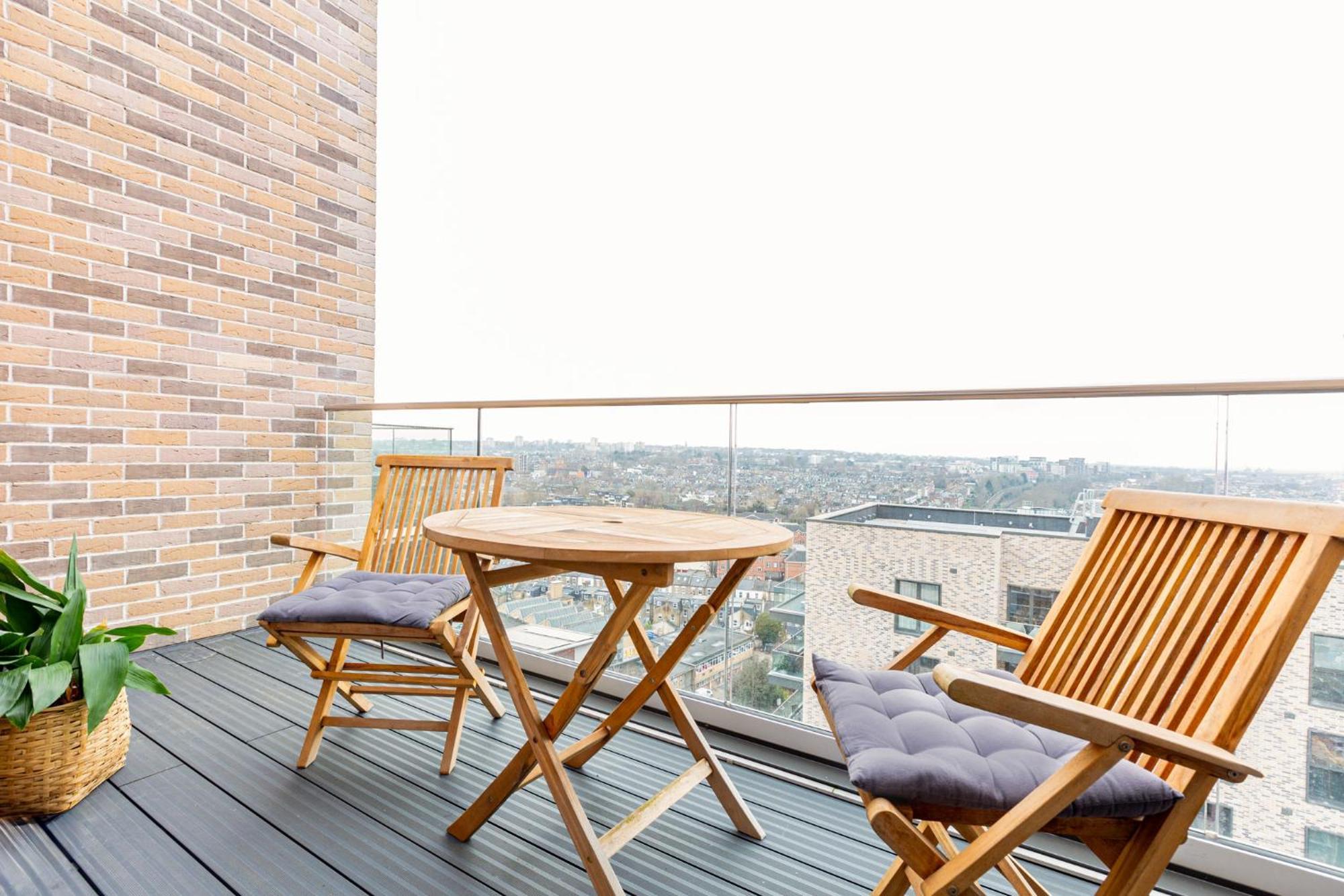 Leilighet Modern New 2br Wviews & Balcony In Wandsworth *