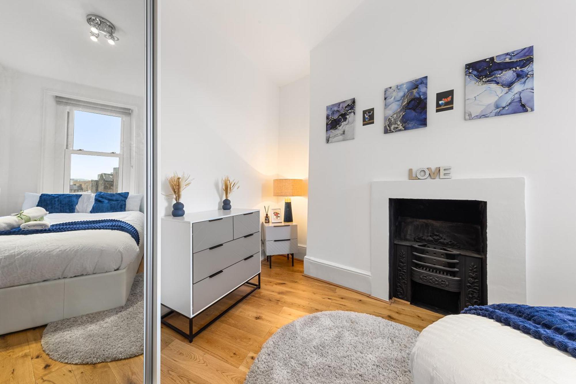 Stylish 3 Bedroom Serviced In Kings Cross Appartamento *