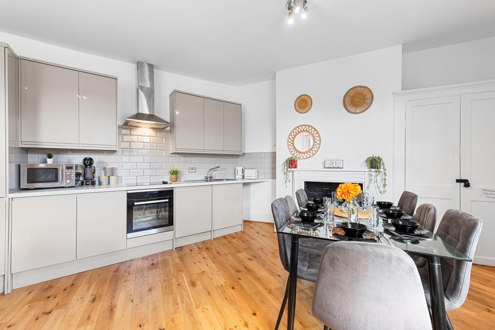 Stylish 3 Bedroom Serviced In Kings Cross Londra