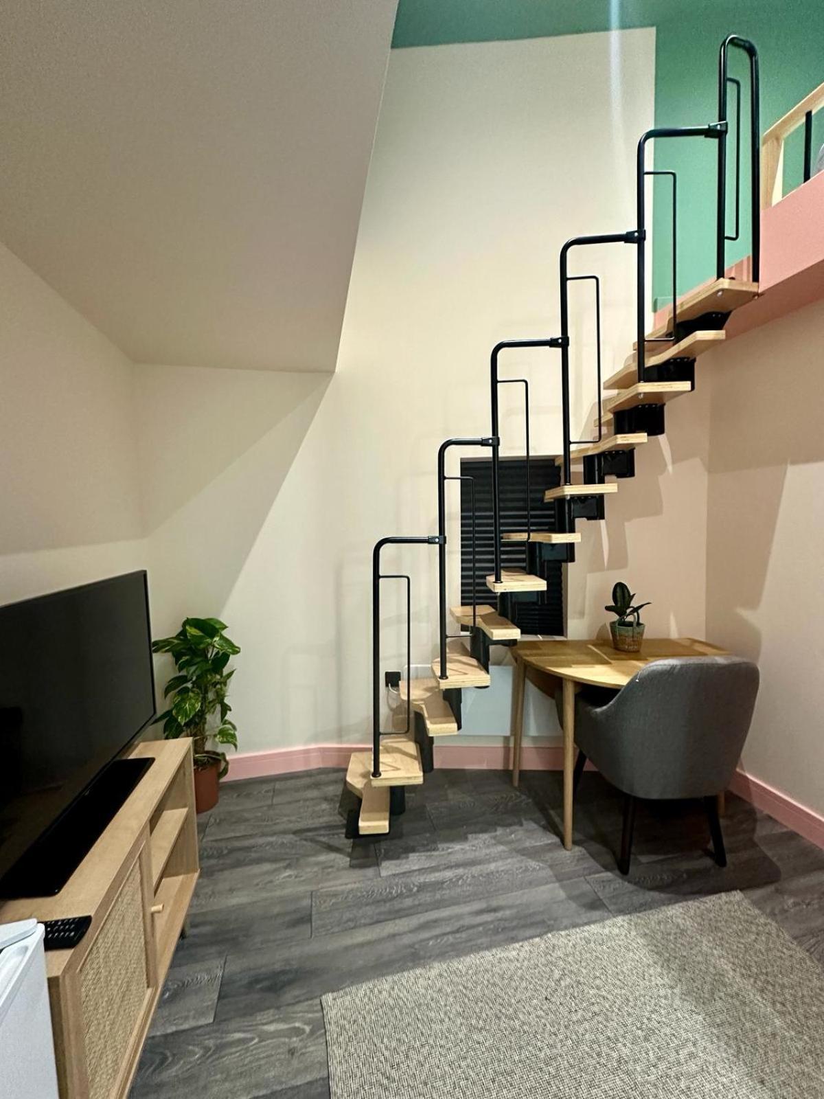 Pensionat Cozy En-suite Loft In Trendy Local London