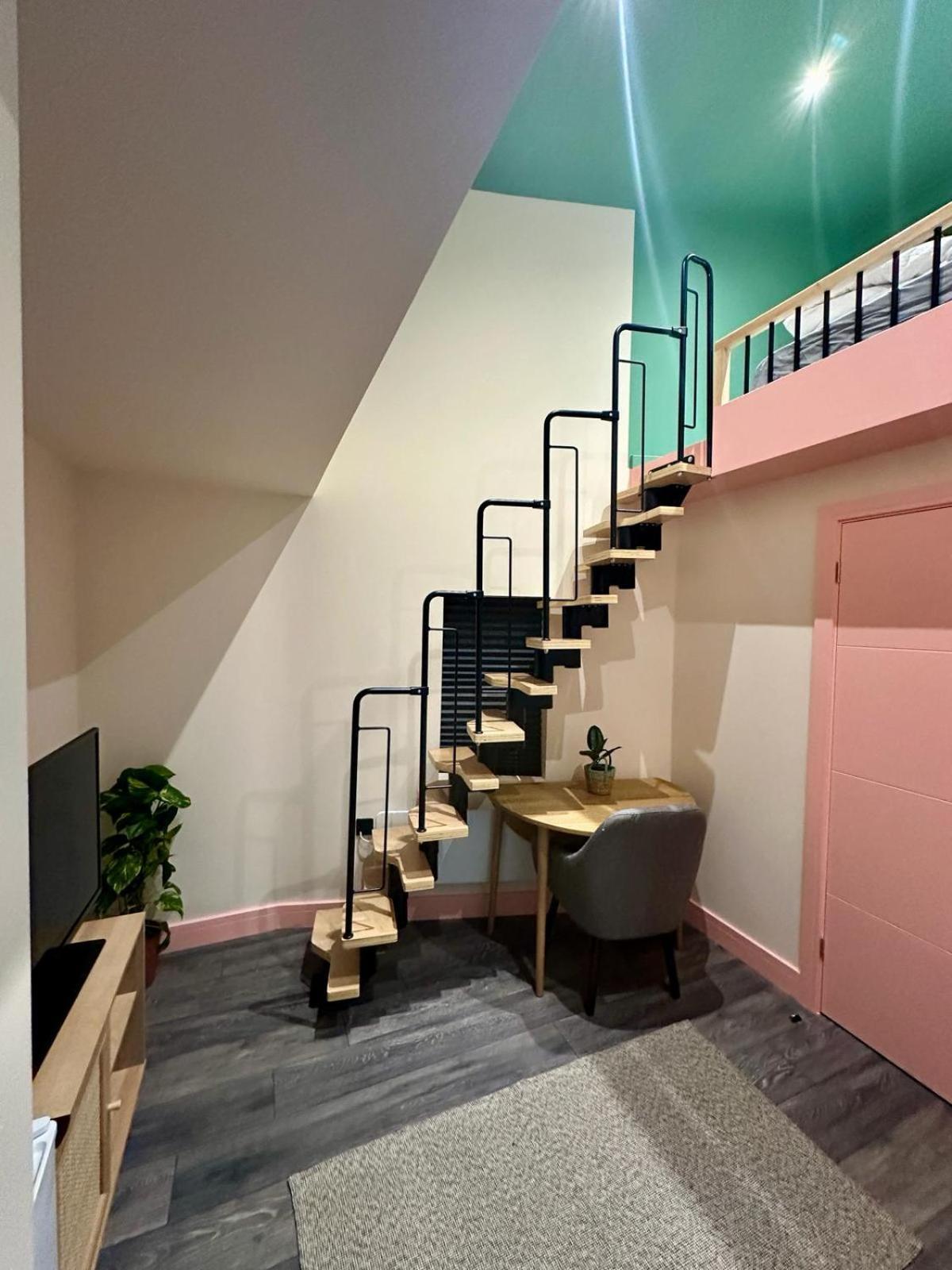 Cozy En-suite Loft In Trendy Local Pensionat *