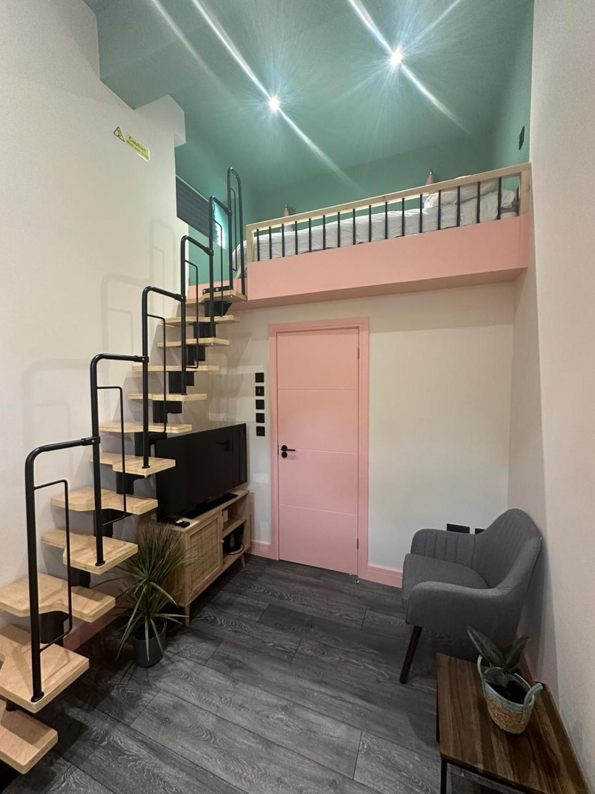 Cozy En-suite Loft In Trendy Local Pensionat