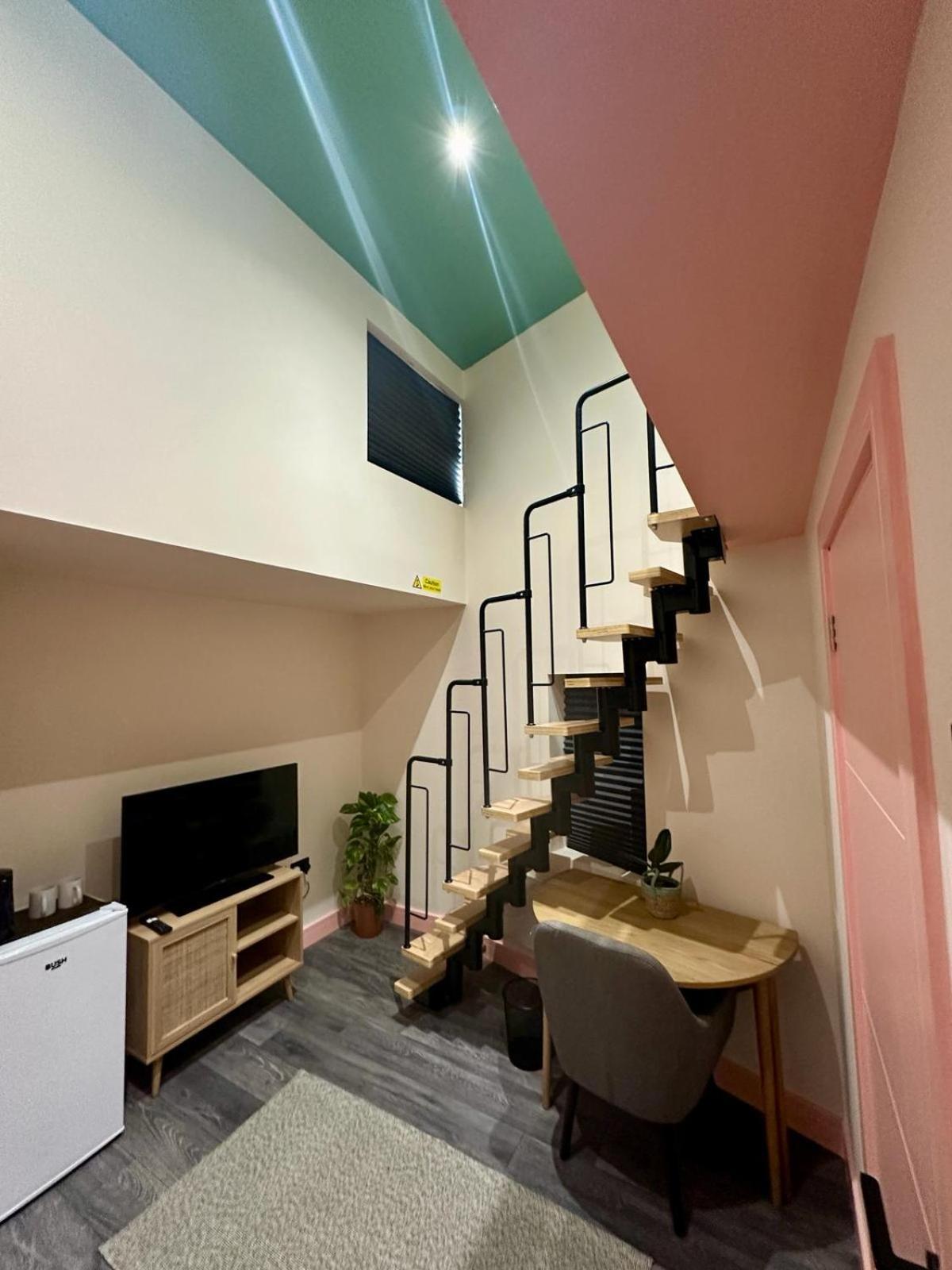Cozy En-suite Loft In Trendy Local Pensionat *
